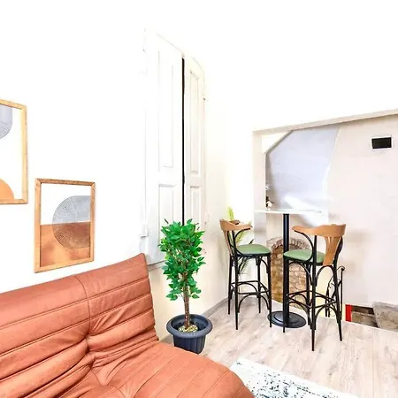 Nostalgic 1 Bd Duplex * イスタンブール